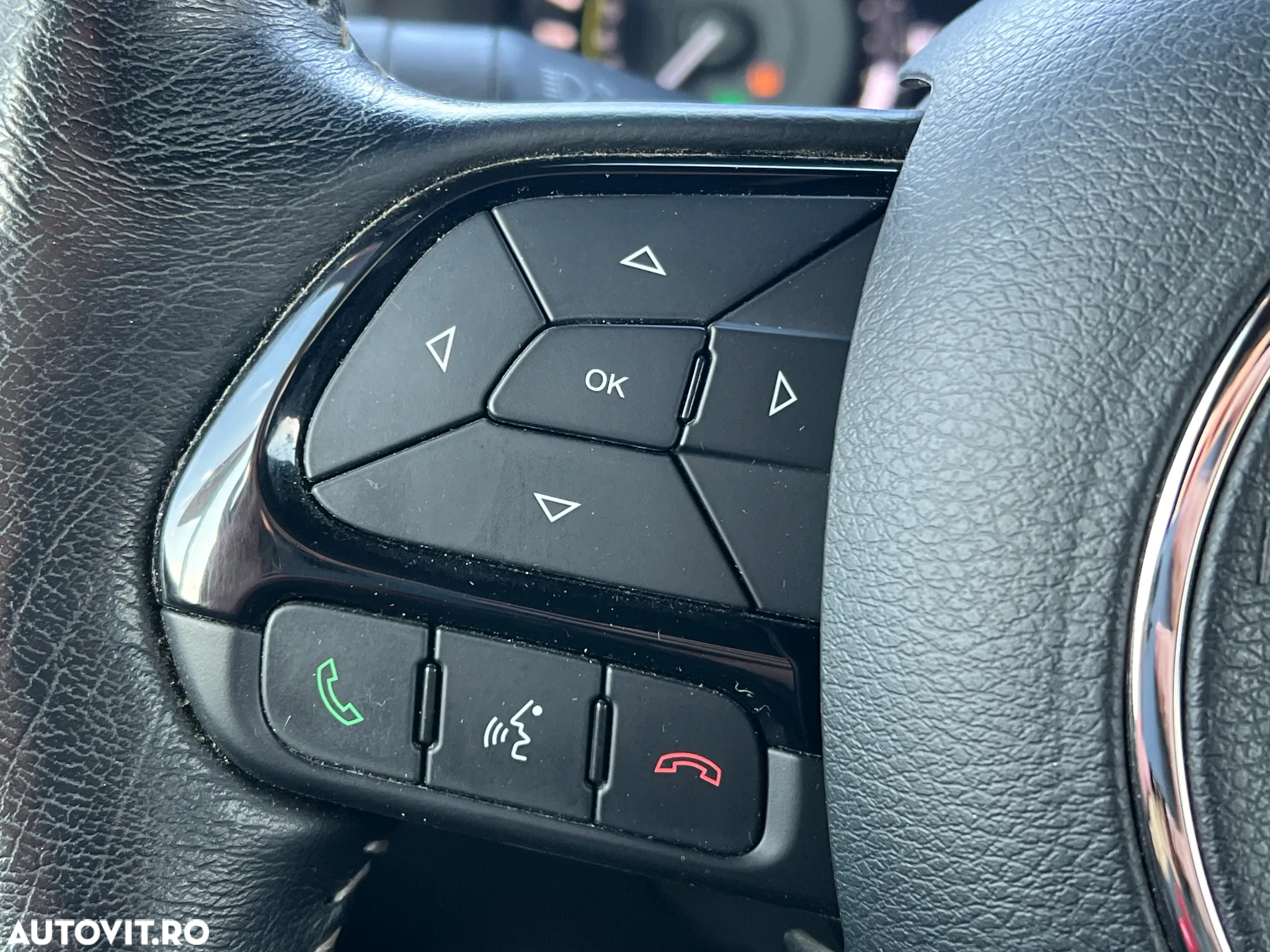 Jeep Renegade - 19