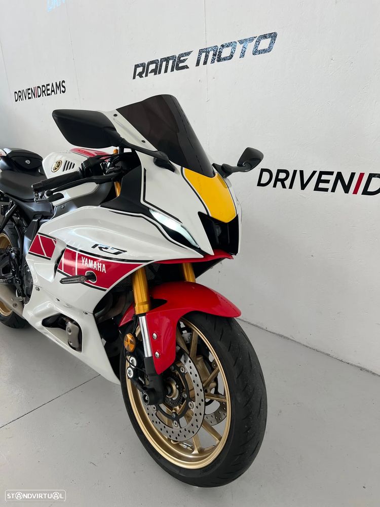 Yamaha R 7 - Edição 60º Aniversário - 5