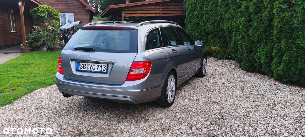 Mercedes-Benz Klasa C 180 CGI Automatik BlueEFFICIENCY Avantgarde - 10