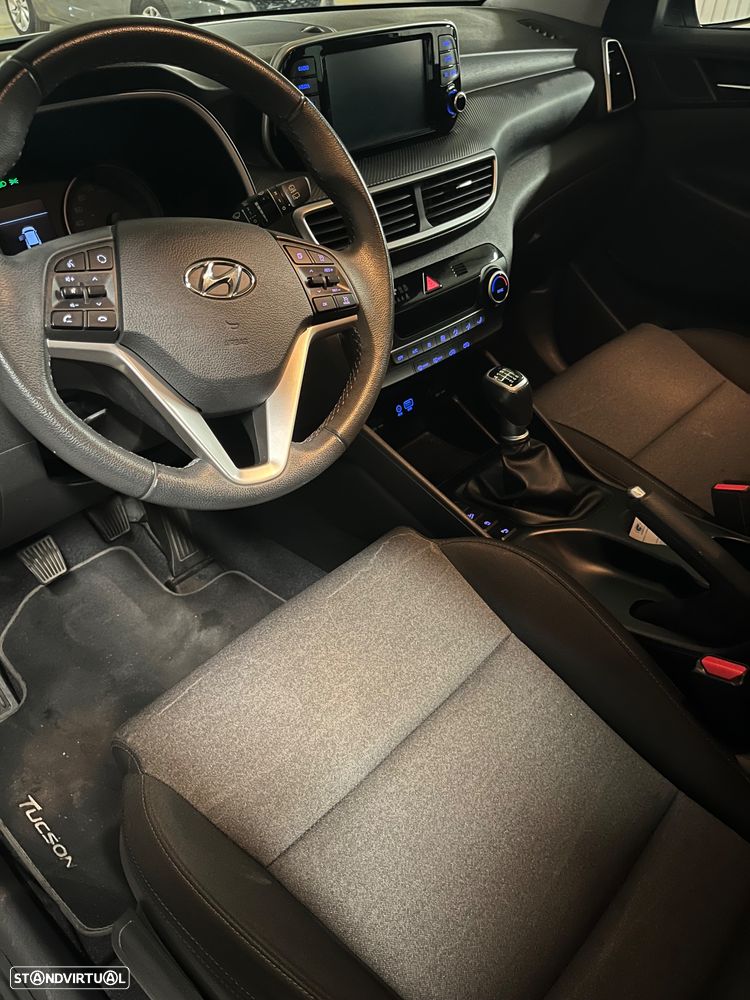 Hyundai Tucson 1.6 GDi Executive - 14