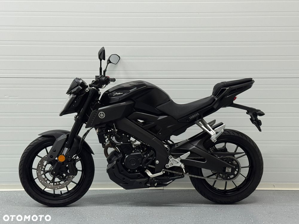 Yamaha MT - 12
