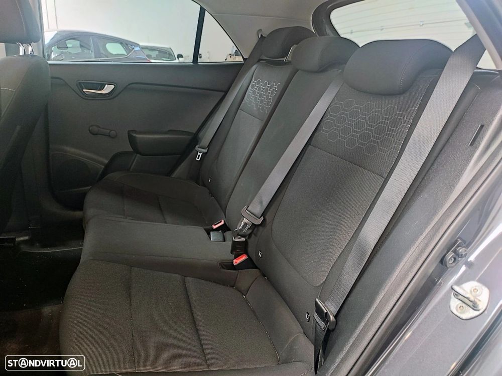 Kia Rio 1.4 CRDi 90 Platinum Edition - 43