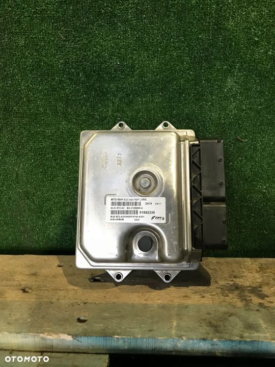 ALFA ROMEO MITO 1.3 JTD EURO5 KOMPUTER SILNIKA 51892330