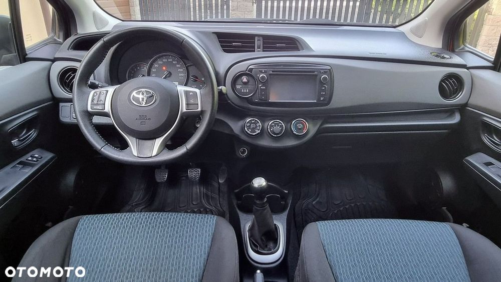 Toyota Yaris - 13