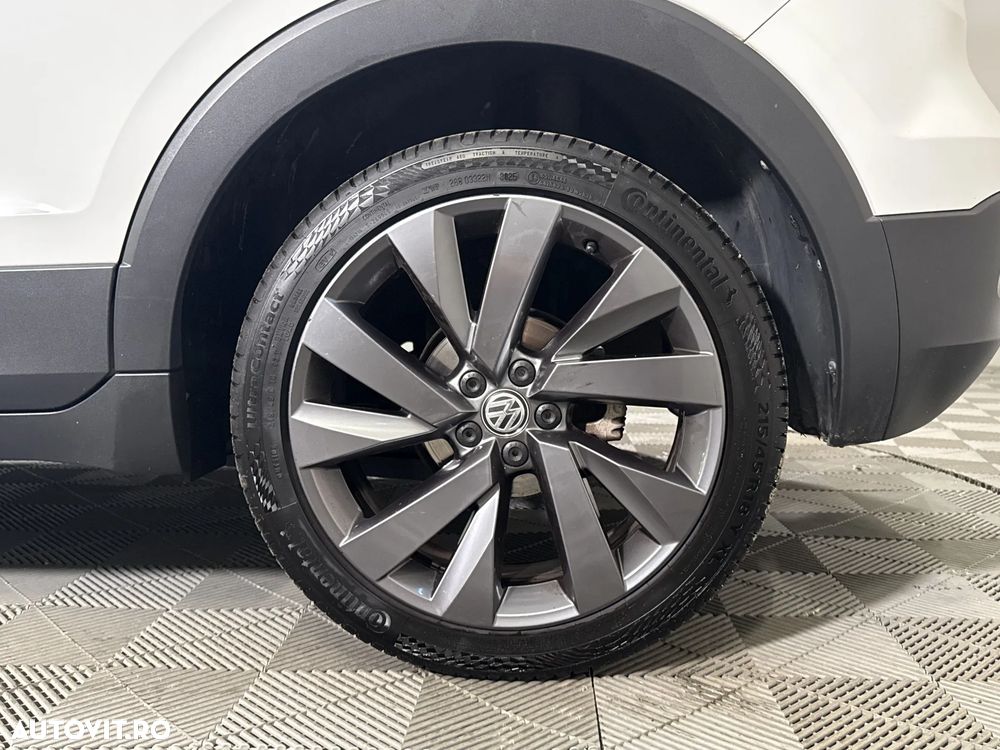 Volkswagen T-Cross - 14