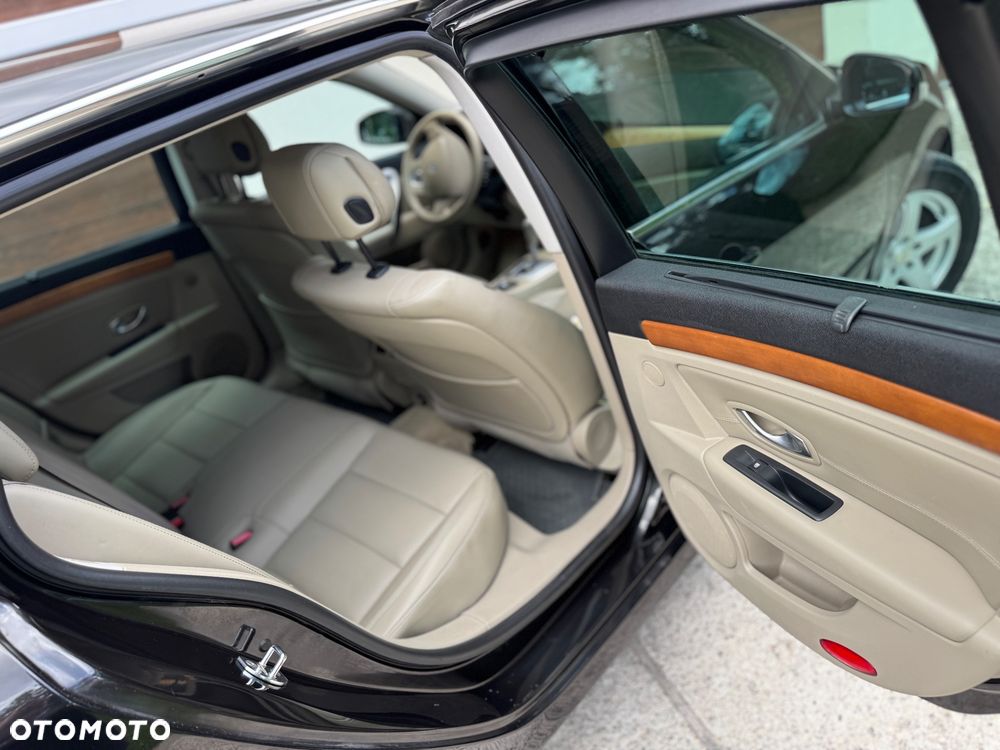 Renault Laguna 2.0 16V Turbo Initiale - 17