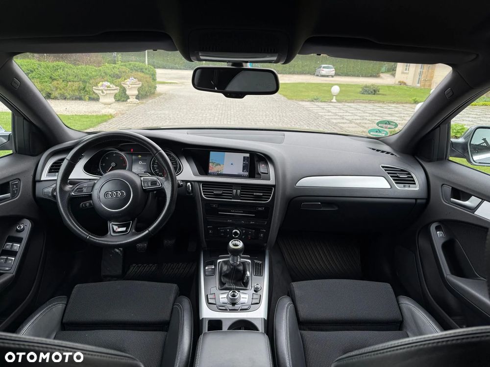 Audi A4 Avant 2.0 TDI DPF S line Sportpaket - 4