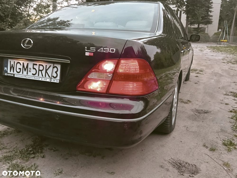 Lexus LS Standard - 4