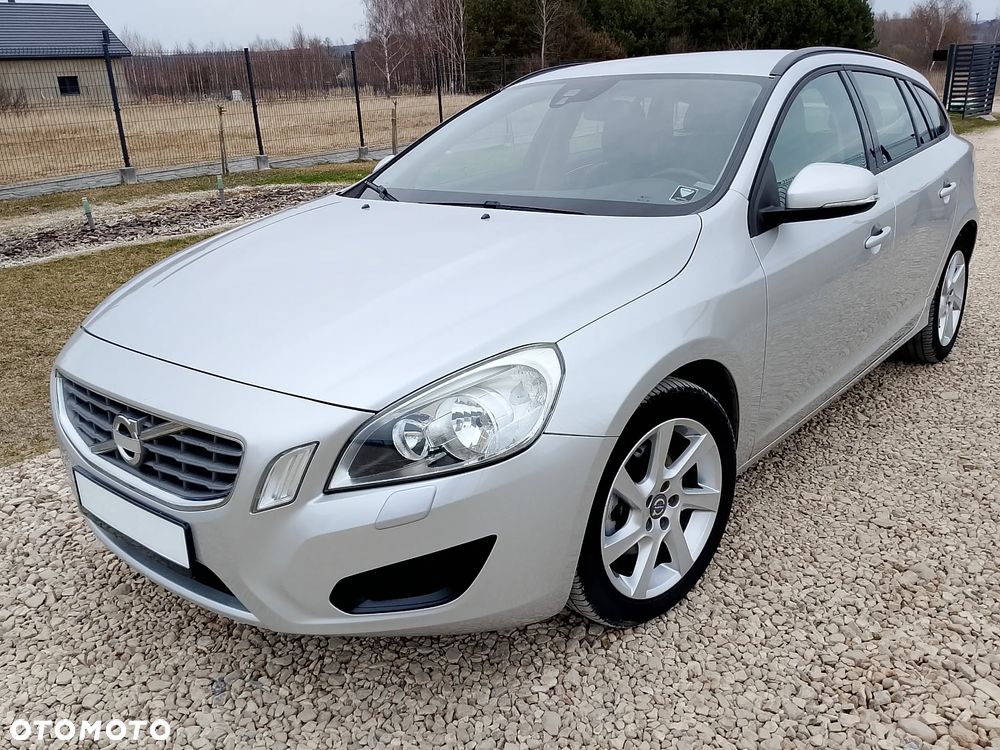 Volvo V60 - 16