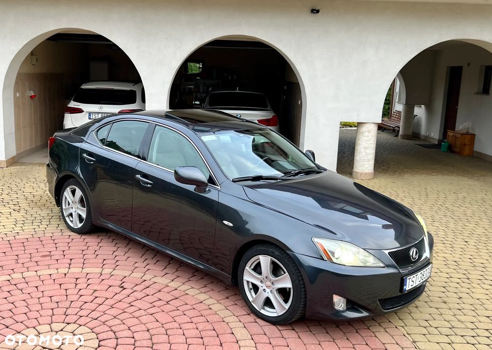 Lexus IS 220 D Prestige - 4