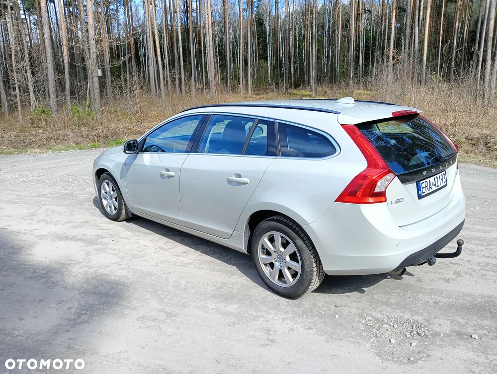 Volvo V60 D3 Summum - 20