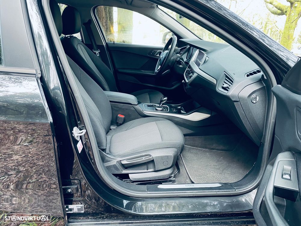 BMW 116 i Aut. Luxury Line - 19