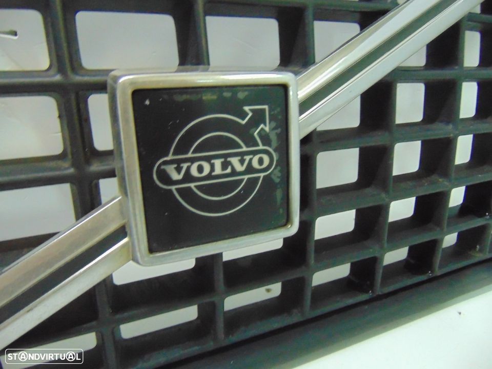 Volvo 244,245 grelha 1º modelo farol redondo - 7