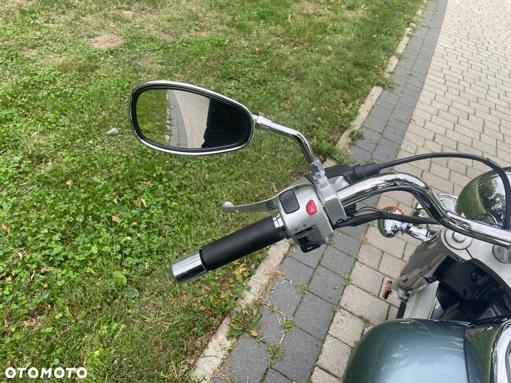 Suzuki Boulevard - 9