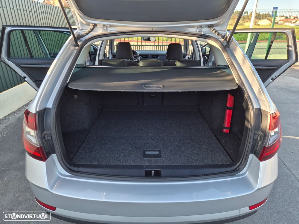 Skoda Octavia Break - 8