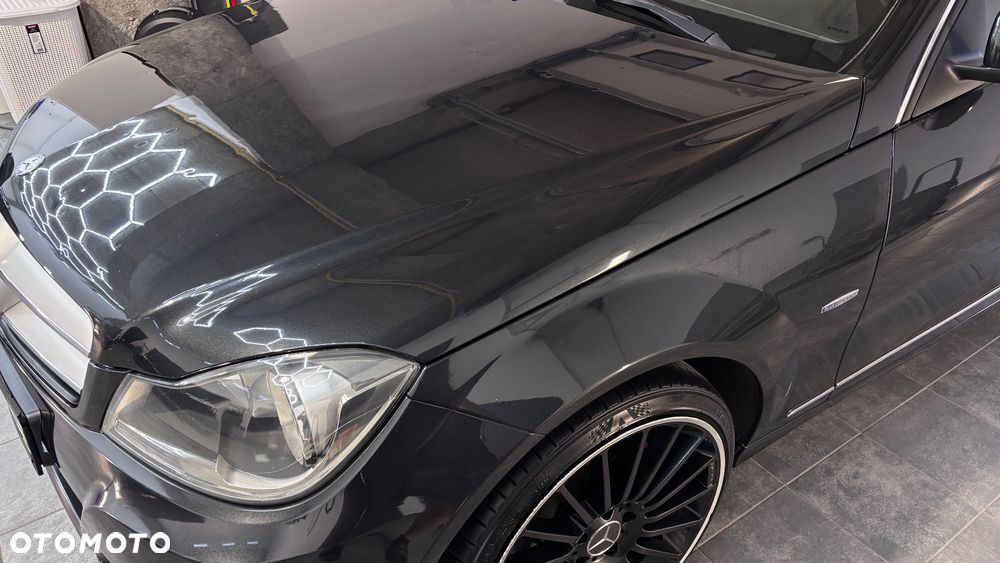 Mercedes-Benz Klasa C 220 CDI BlueEff - 31