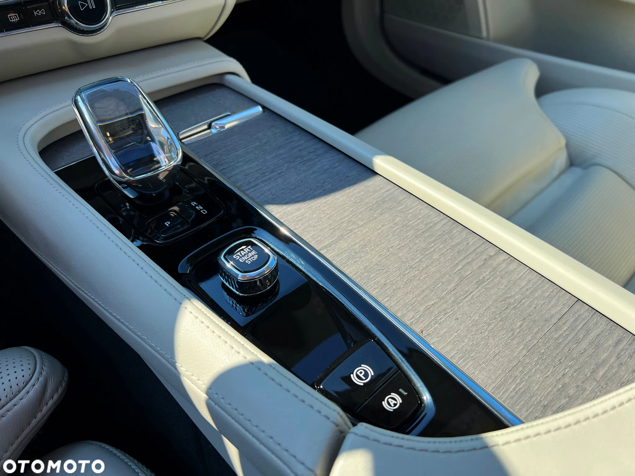Volvo S90 - 12