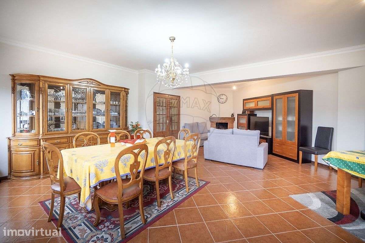 Apartamento T4 para venda - Grande imagem: 2/41