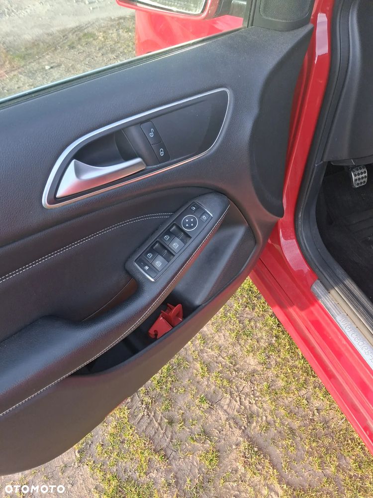 Mercedes-Benz Klasa B 200 CDI (BlueEFFICIENCY) - 11