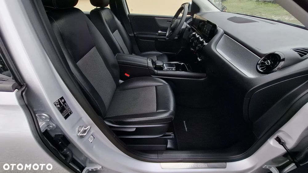 Mercedes-Benz Klasa B 180 d 8G-DCT Style - 15
