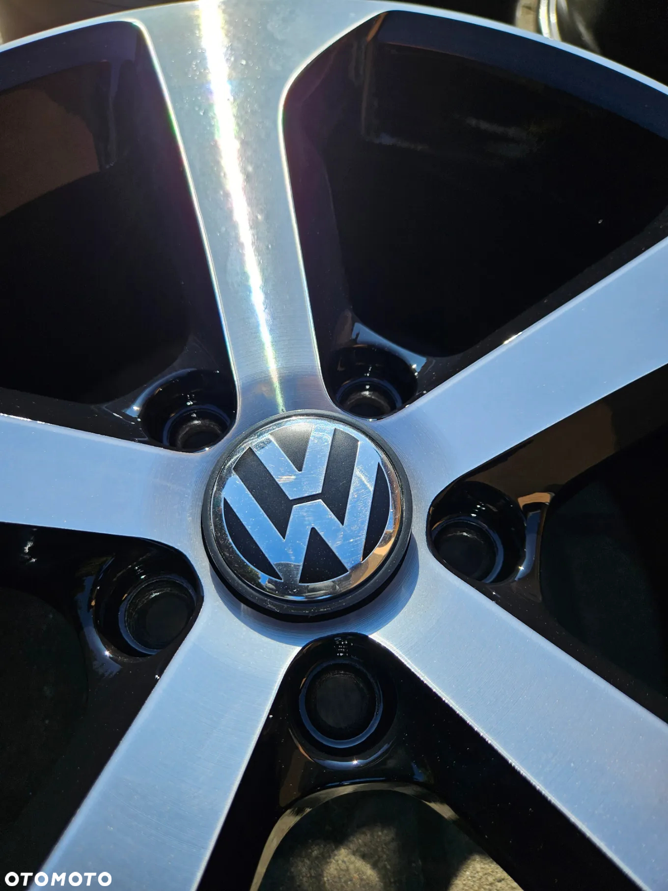 FELGI VW 7,5 X 17 ET49 5G0601025AR 5X112 GOLF TOURAN VW OE ORYGINAŁ - 7