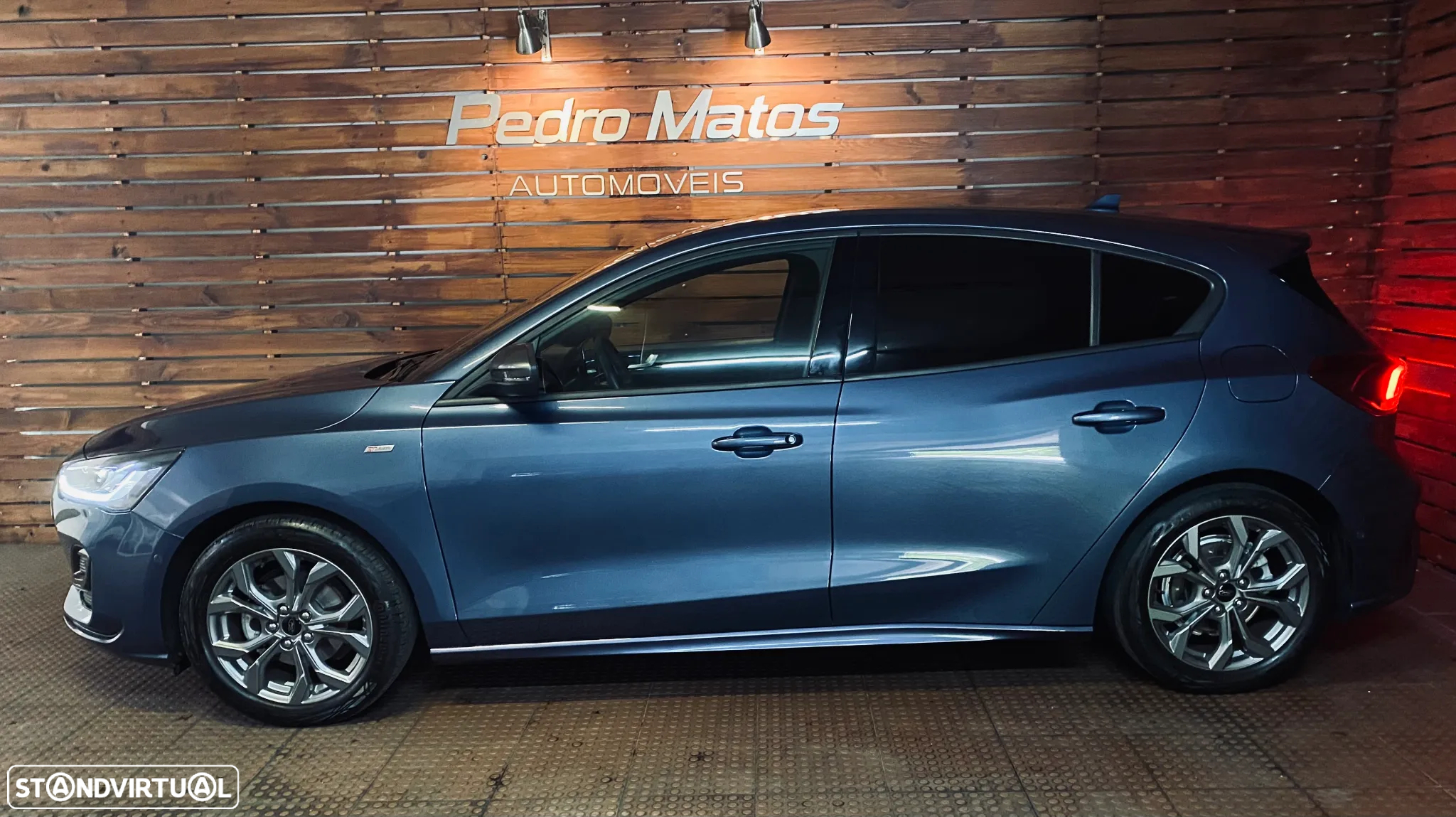 Ford Focus 1.0 EcoBoost MHEV ST-Line X - 3
