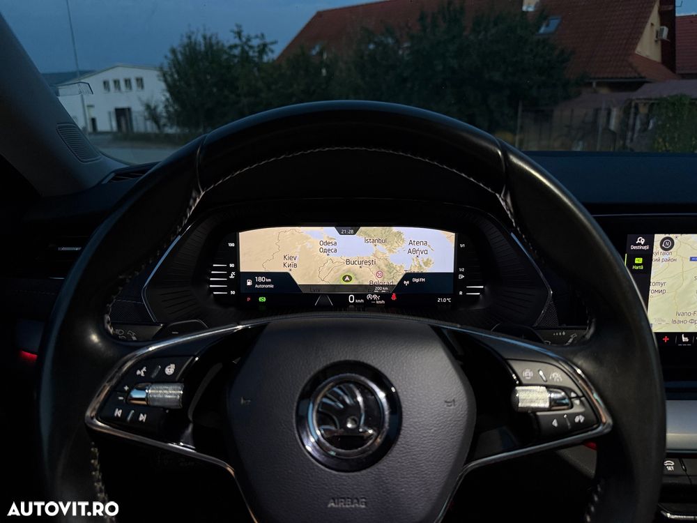 Skoda Octavia 2.0 TDI DSG Premium Edition - 12