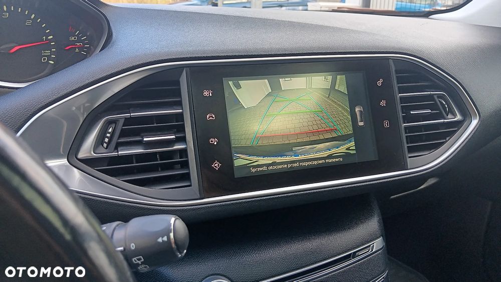 Peugeot 308 1.6 BlueHDi Active S&S - 9
