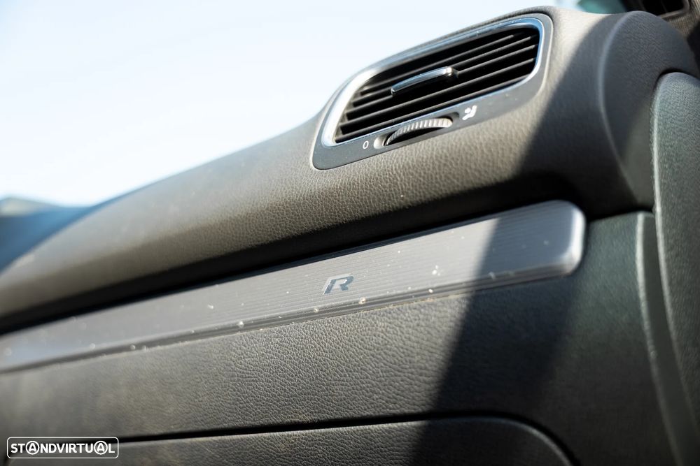 VW Golf 2.0 R DSG - 23