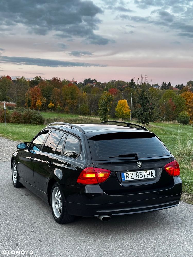 BMW Seria 3 320d DPF - 8