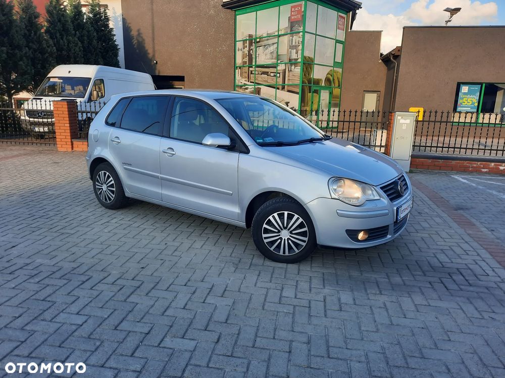 Volkswagen Polo 1.4 16V Comfortline - 8