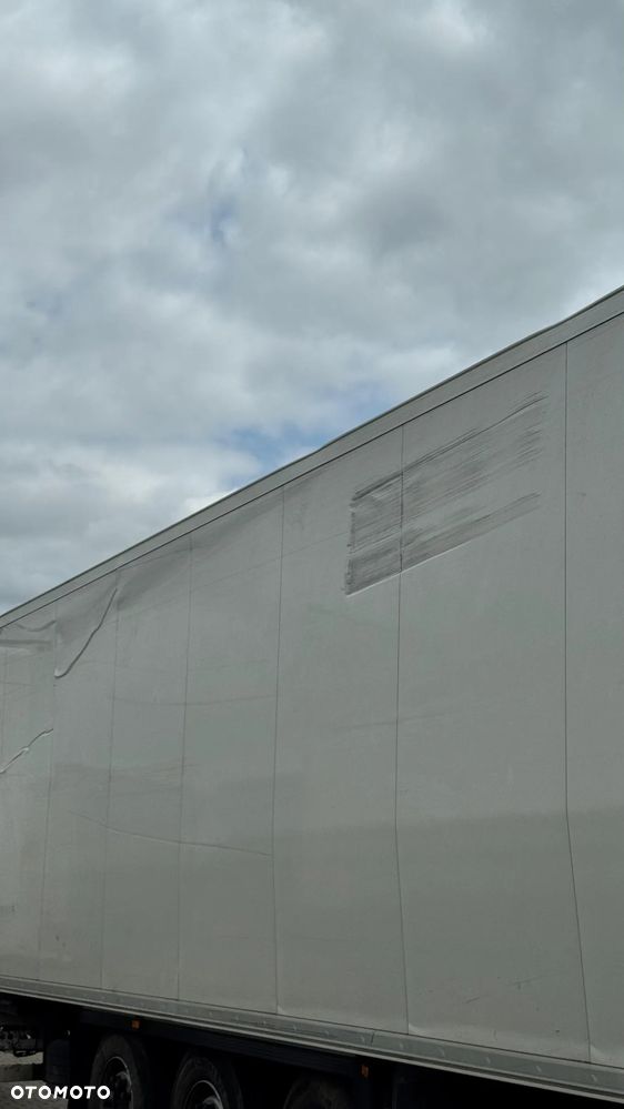 Schmitz Cargobull SKO24 - 4