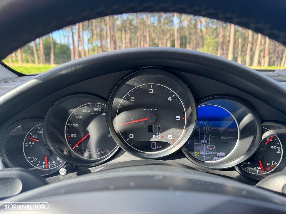 Porsche Panamera Platinum Edition - 8