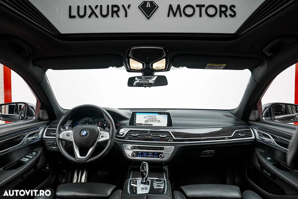 BMW Seria 7 740e iPerformance - 2