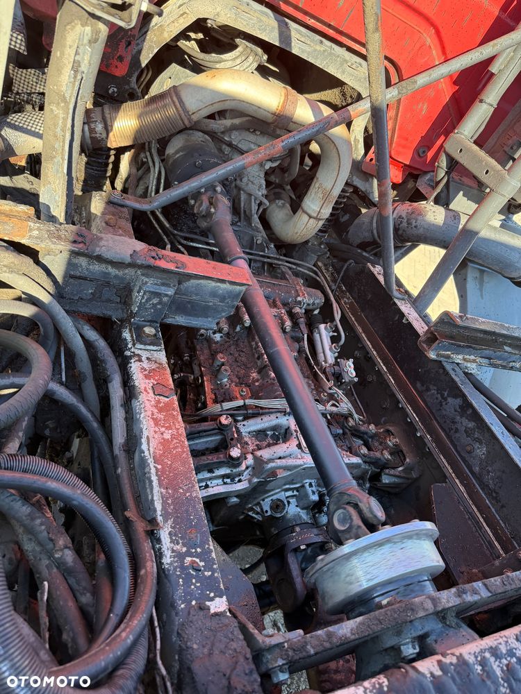 Mercedes-Benz 1833 - 11