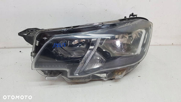 Peugeot Partner III 18- LAMPA REFLEKTOR PRZÓD PRZEDNI LEWY EU