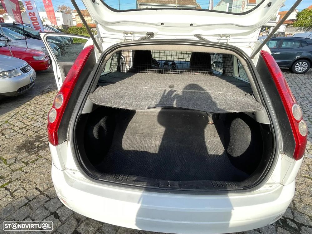 Ford Fiesta Van 1.4 Tdci  A/C - 11