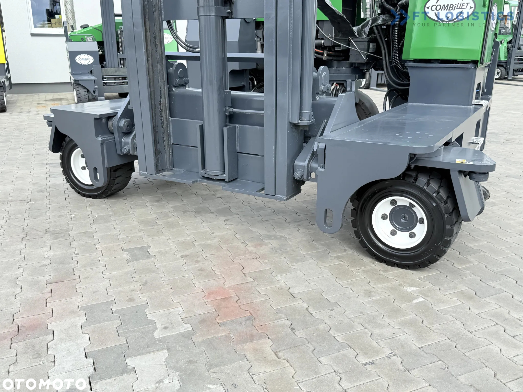 Combilift C8000 / GAS / DUPLEX - 4700MM / POZYCJONER / WOLNY SKOK / PEŁNA OGRZEWANA KABINA / JEDYNIE 5141H / STAN - JAK NOWY! - 25