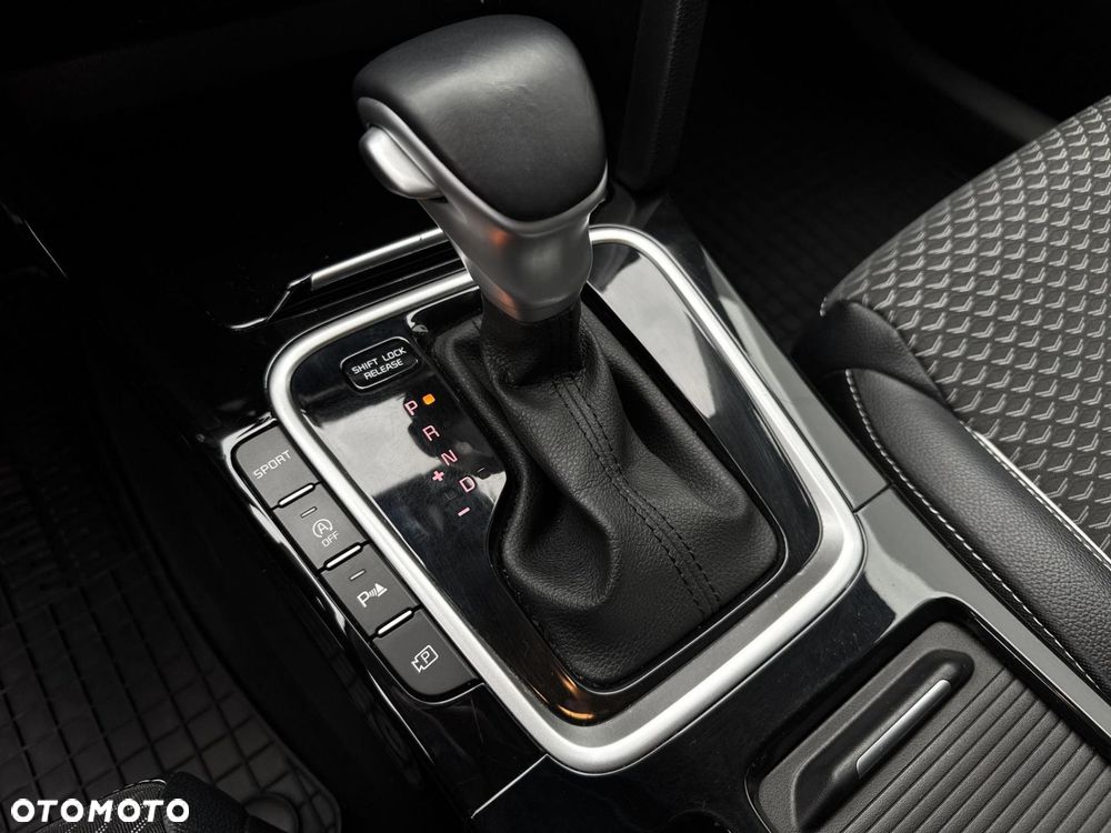 Kia Ceed 1.5 T-GDI L Business Line DCT - 15