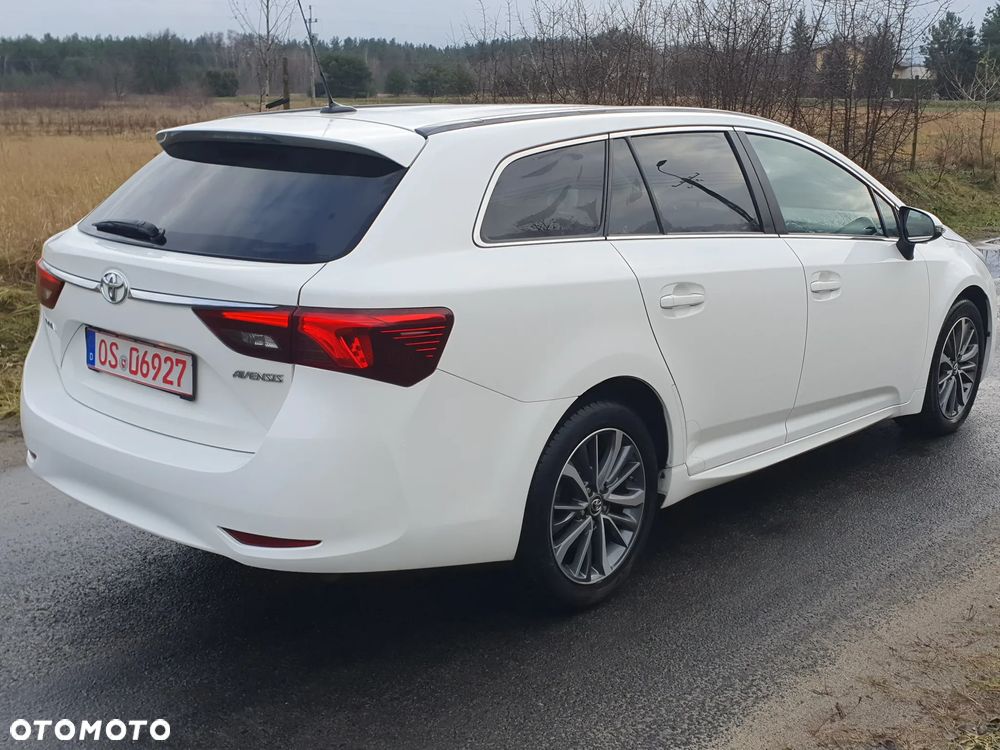 Toyota Avensis - 5