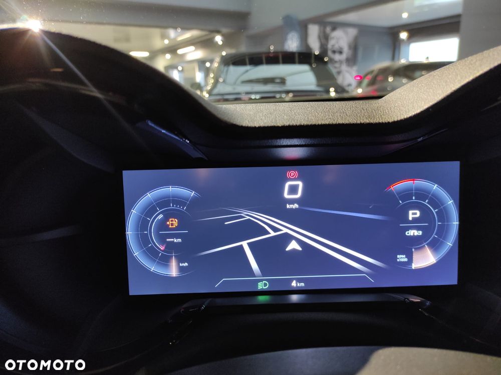 Alfa Romeo Junior 1.2 mHEV Ti eDCT - 19