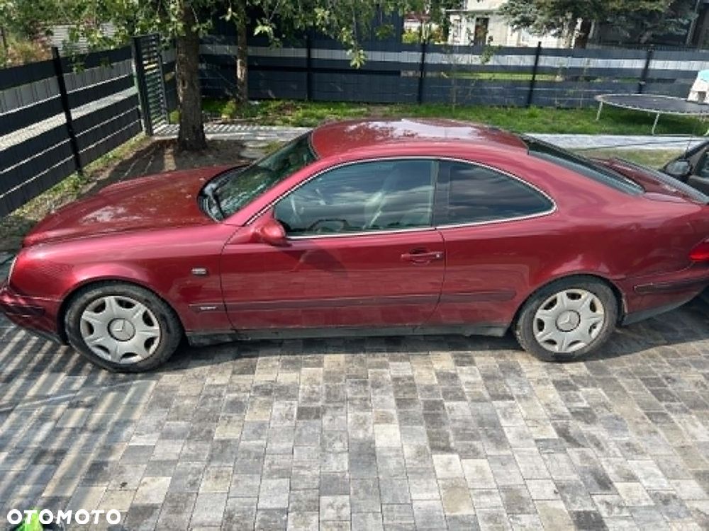 Mercedes-Benz CLK - 5