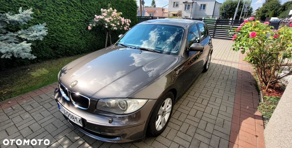 BMW Seria 1 116i - 11