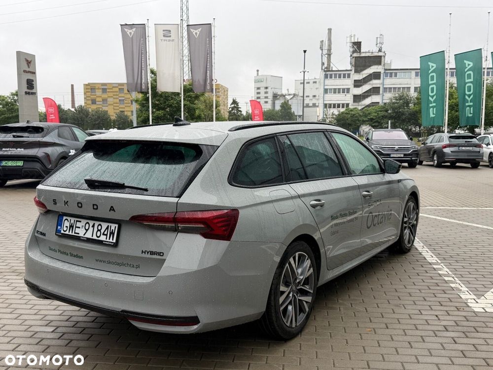 Skoda Octavia 1.5 TSI mHEV Sportline DSG - 5