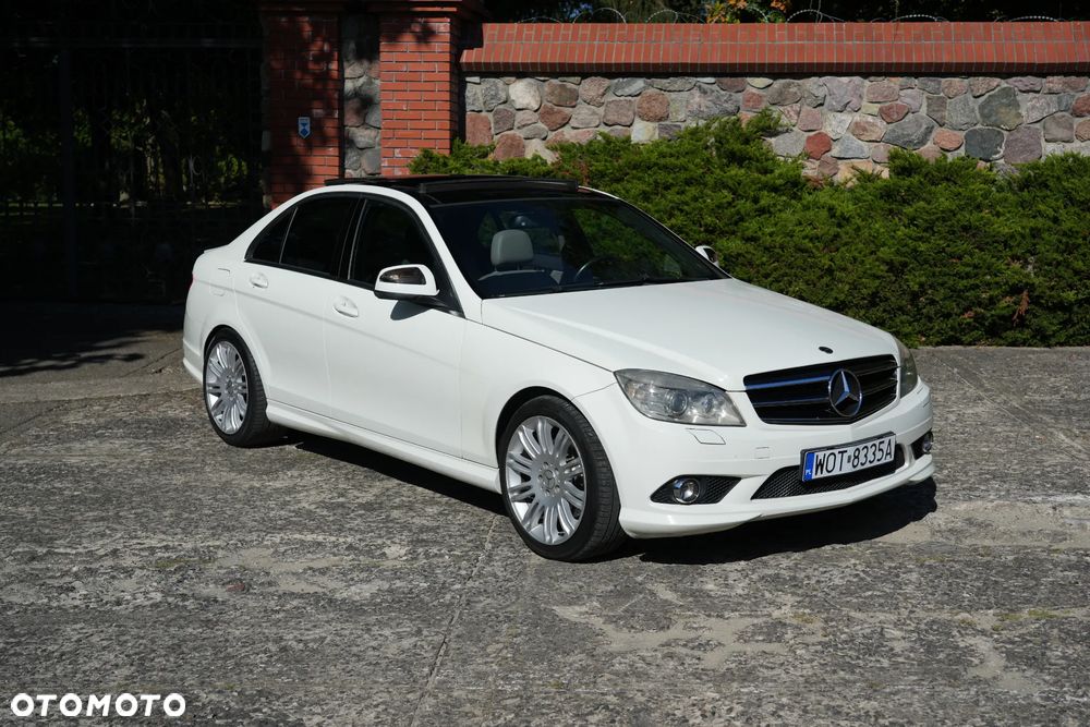 Mercedes-Benz Klasa C 350 7G-TRONIC SPORT EDITION - 8