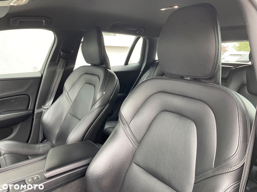 Volvo V60 D4 Geartronic Summum - 23