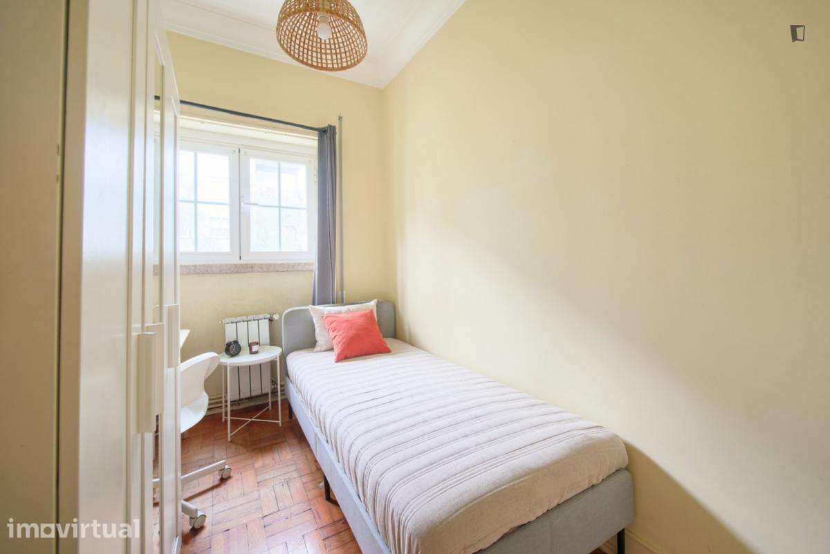 Quarto - localizado em Alvalade Lisbon - Grande imagem: 2/20