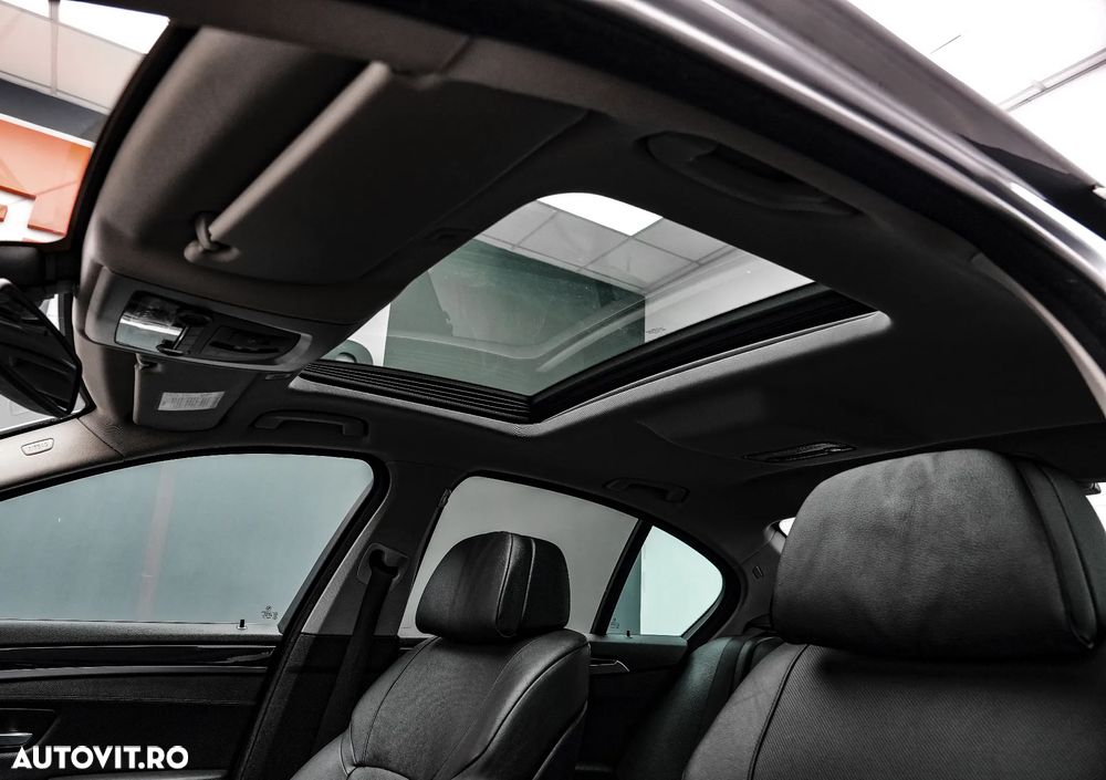 BMW Seria 5 535d xDrive AT - 8