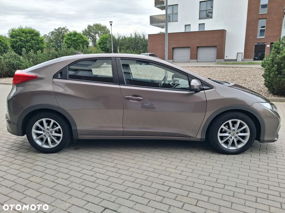 Honda Civic 1.4 i-VTEC Comfort 40 Jahre Edition - 9