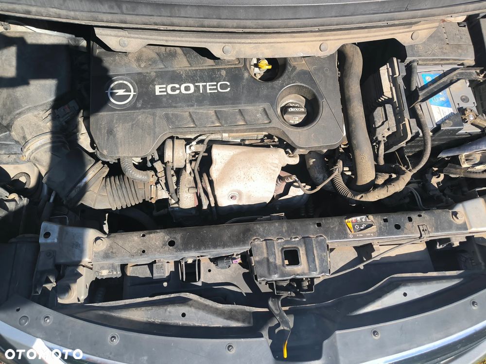 Opel Zafira 1.6 T SIDI Cosmo - 27